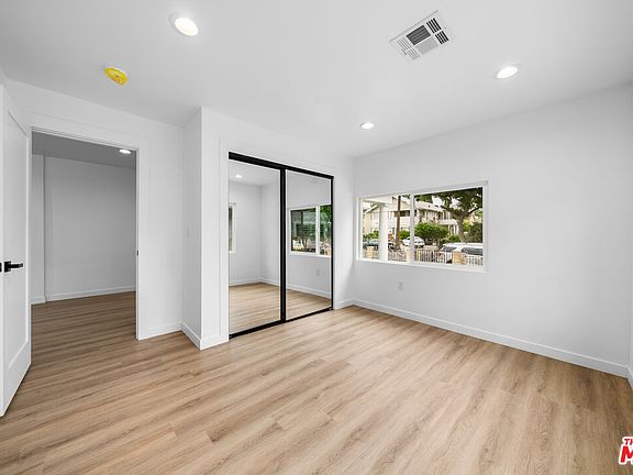 5th image of 1537 N Kingsley Dr #1537