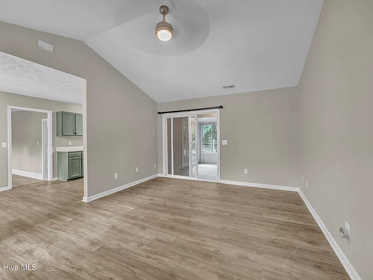 10035 Burning Bush Ridge Ct — Photo 3