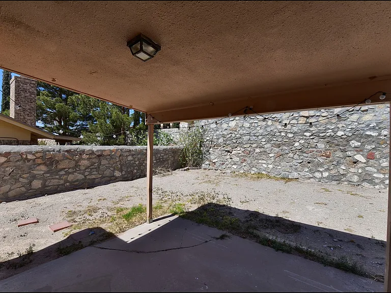 7113 Orizaba Ave — Photo 33