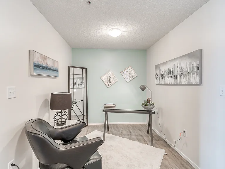 120 Yorkville Park SW #1114 — Photo 98
