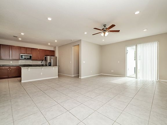 3rd image of 7729 Sunshine Bridge Ave