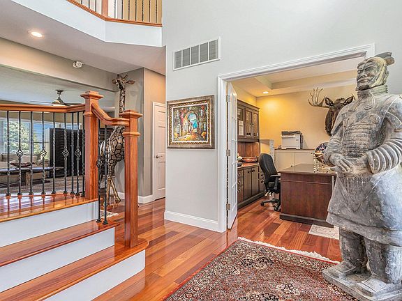 2nd image of 20373 Meridian Ct