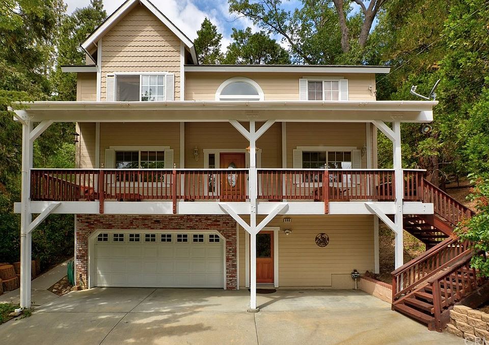 1st image of 868 Jagerhorn Dr