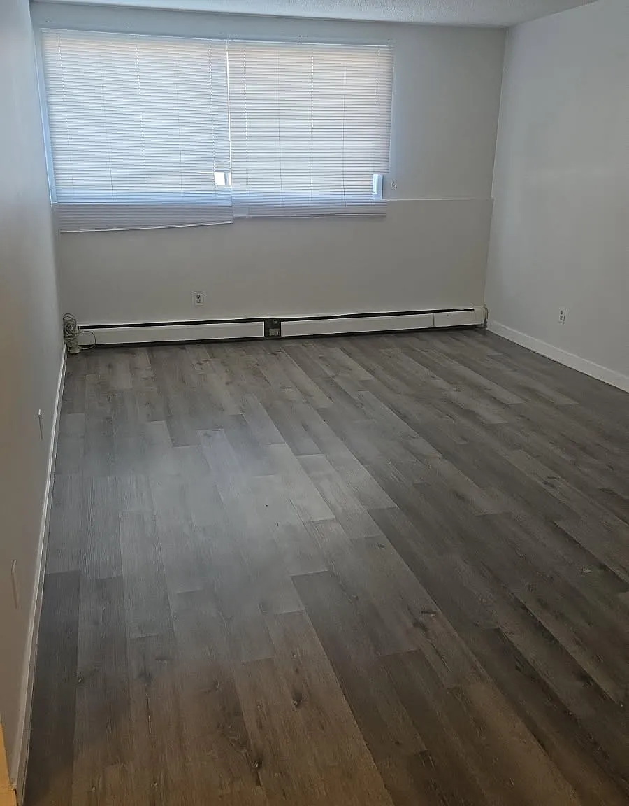 Chateau Fontaine at 10810 112 St w/1BDR — Photo 3