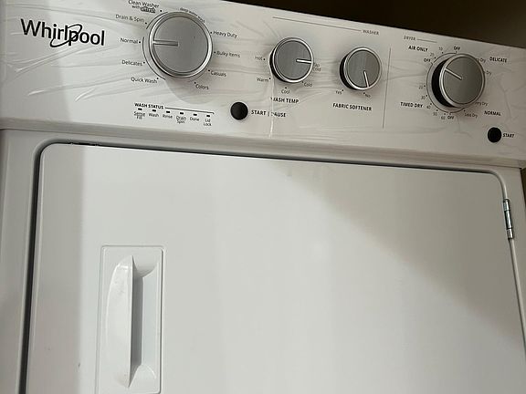 3rd image of 801 Willow Ave APT 4F