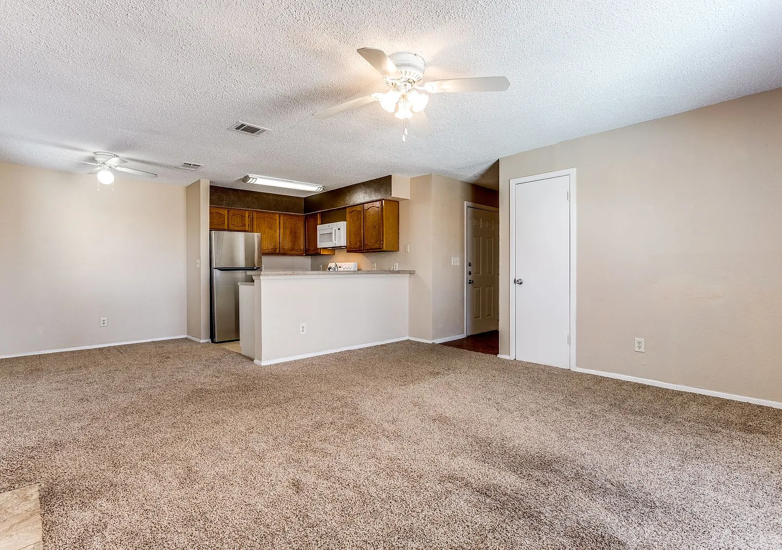 2 Story Condo — Photo 4