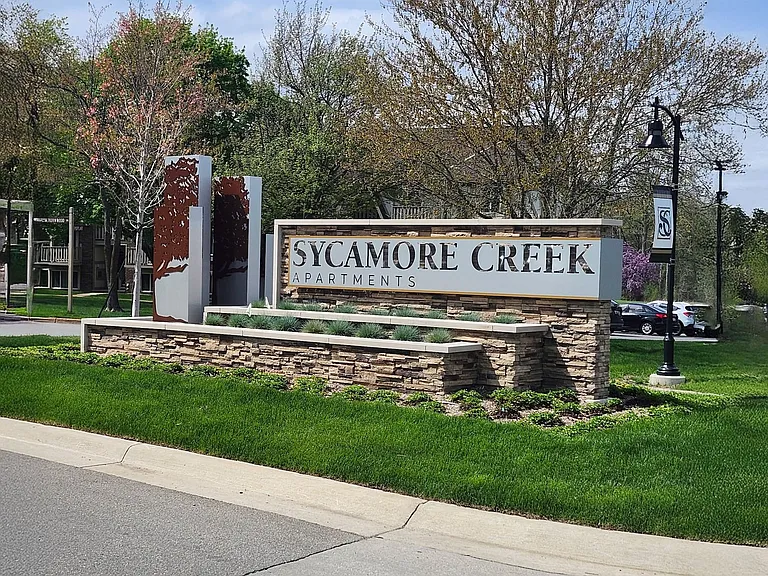 Sycamore Creek Apartments — Photo 9