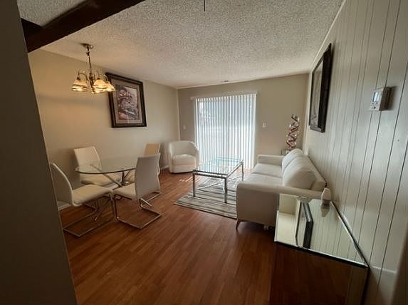 Livingroom and balcony
