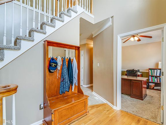 4th image of 205 Zelkova Dr