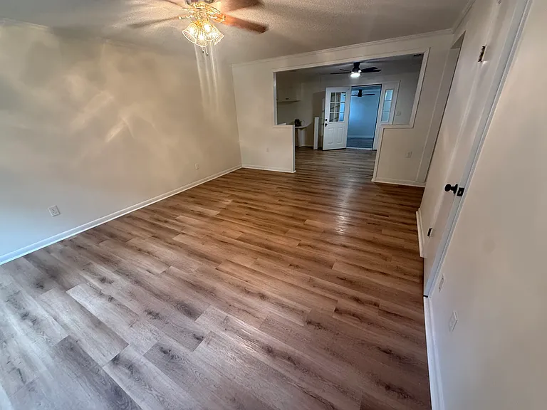 23 Dalewood Dr — Photo 3