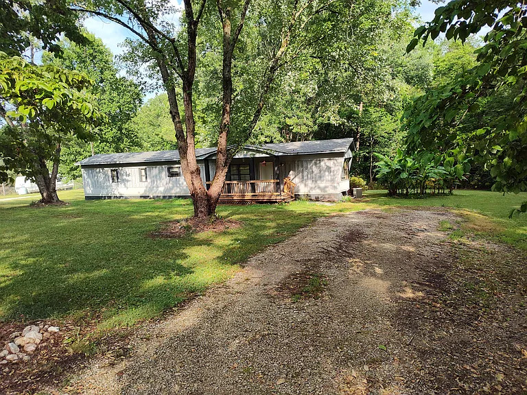 1024 Lindsay Dr #A — Photo 3