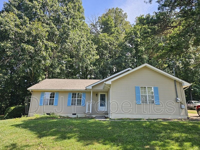 1st image of 546 Betty Lou Dr
