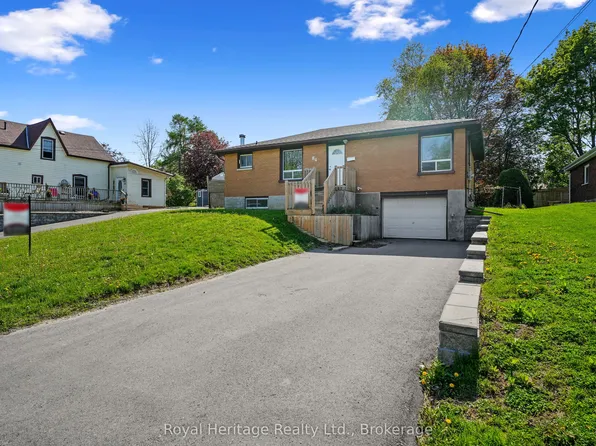 84 Alice St, Brighton, ON K0K 1H0