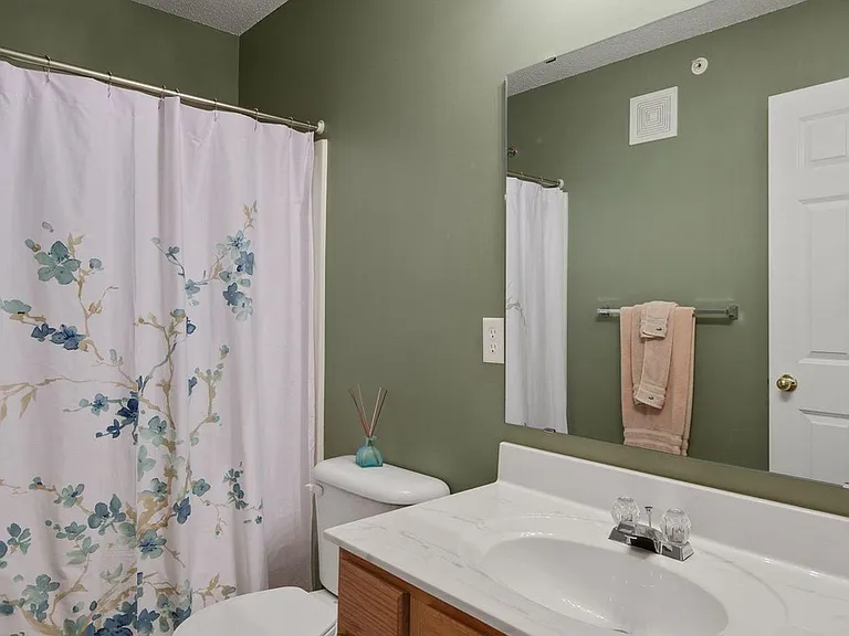 15544 Lilac Dr — Photo 26
