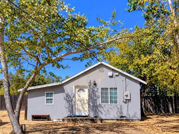 371 Ford Rd, Sacramento, CA 95838