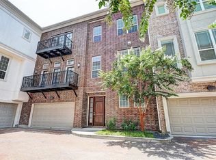 3272 Las Palmas St, Houston, TX 77027