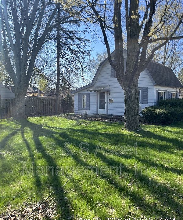 1st image of 300 E Everettdale Ave