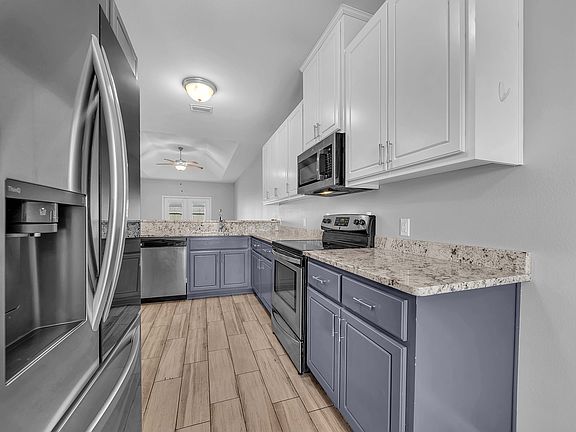 4th image of 125 Fernwood St