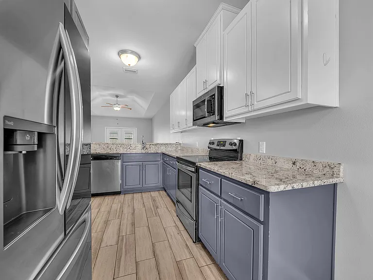 125 Fernwood St — Photo 5