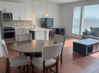 76 Ridge Rd #409, North Arlington, NJ 07031