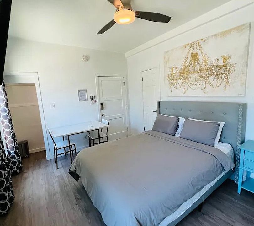 1st image of 464 N Ogden Dr #7768.5