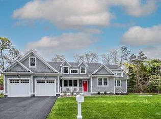 36 Ralyn Rd, Cotuit, MA 02635