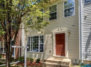 15711 London Pl, Dumfries, VA 22025