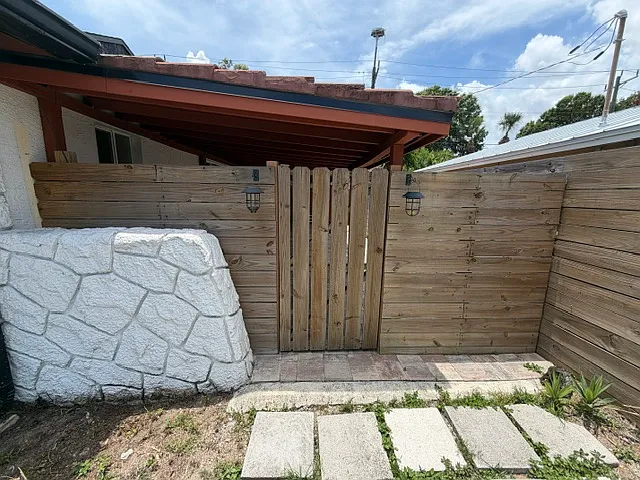 225 Ash Dr — Photo 14