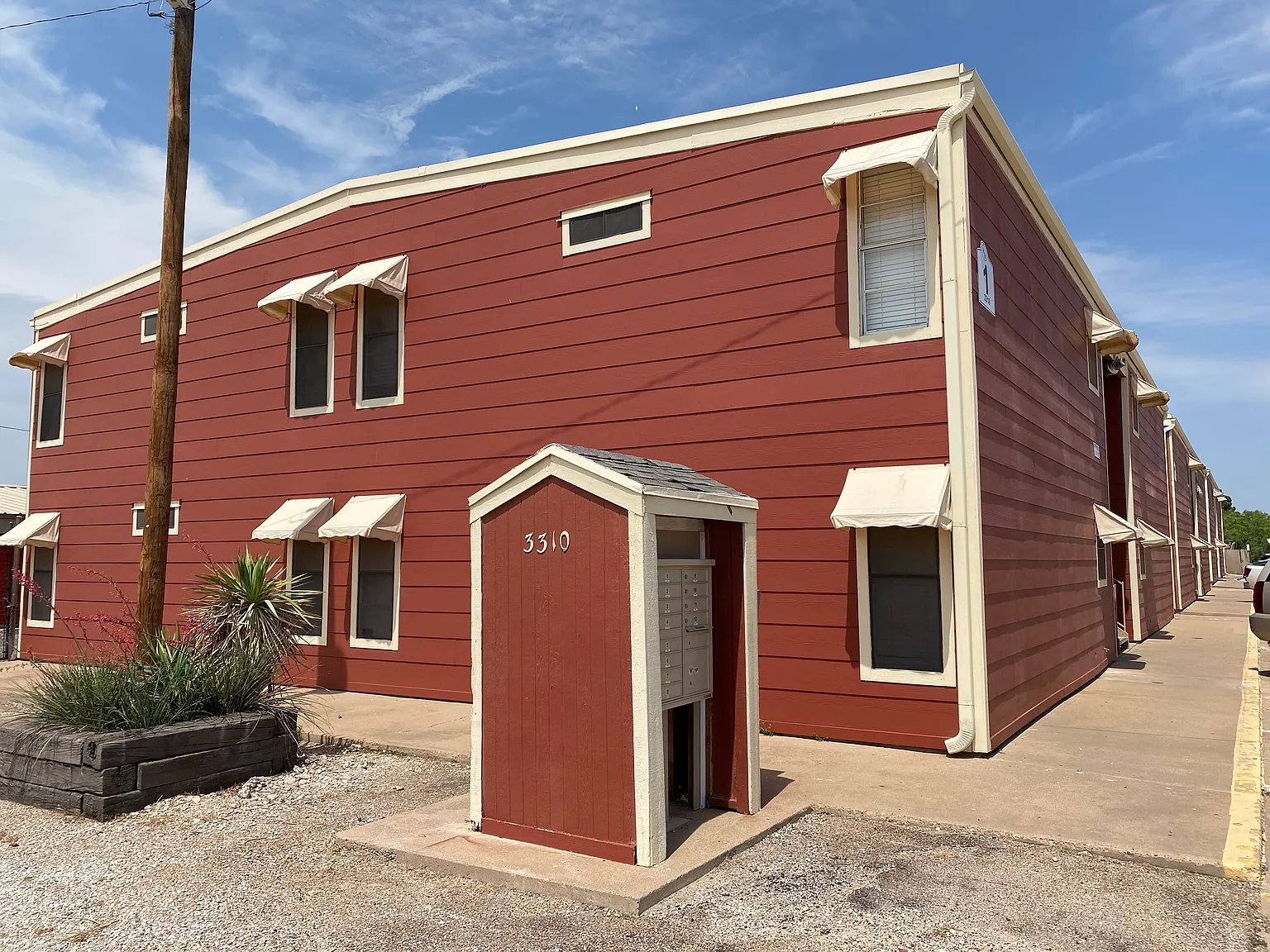 Sandpiper Apartments & Storage — Photo 3