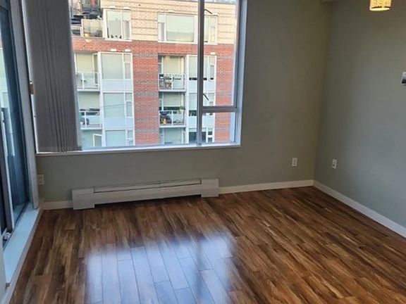 5th image of 289 E 6th Ave #605
