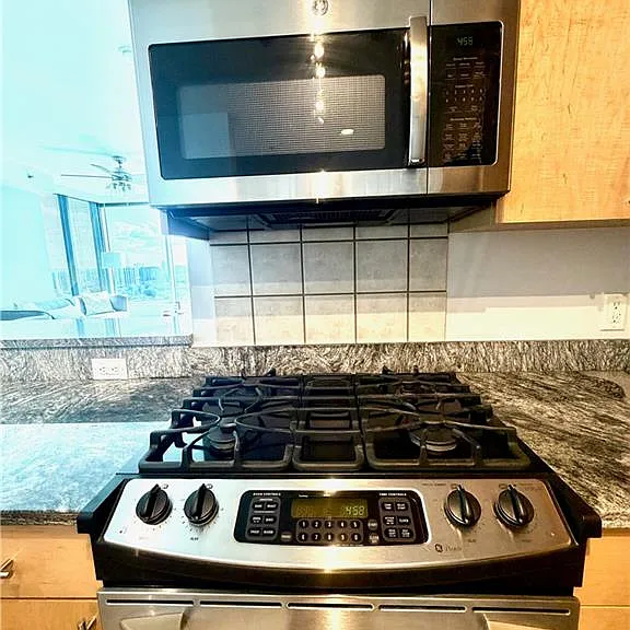 3338 Peachtree Rd NE #3008 — Photo 14