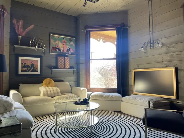 524 W Hunt St, McKinney, TX 75069