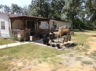 16 Pinecrest Dr, Seale, AL 36875