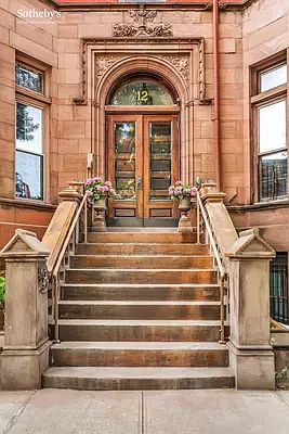2nd image of 12 Mount Morris Park W