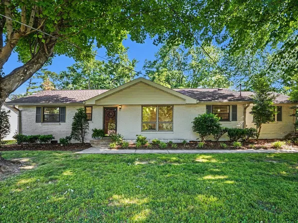 1908 Pinehurst Dr, Nashville, TN 37216