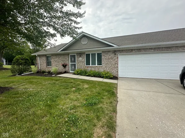 323 Dry Branch Dr, Crawfordsville, IN 47933