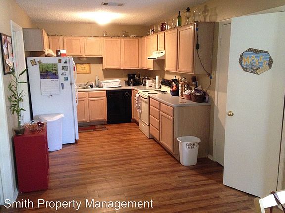 5th image of 1206 Hillyer St #1206