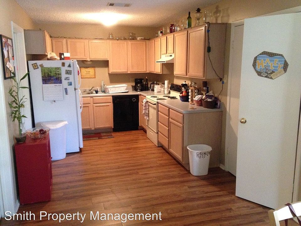 1st image of 1202 Hillyer St #1204