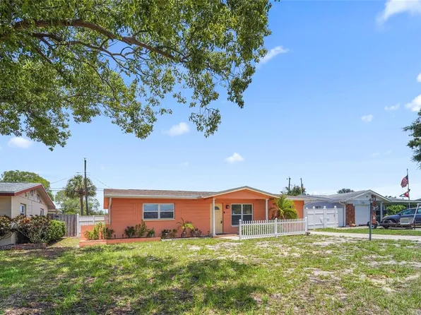 11465 69th Ave, Seminole, FL 33772