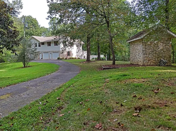 409 Johnson Mill Rd, Ellijay, GA 30536