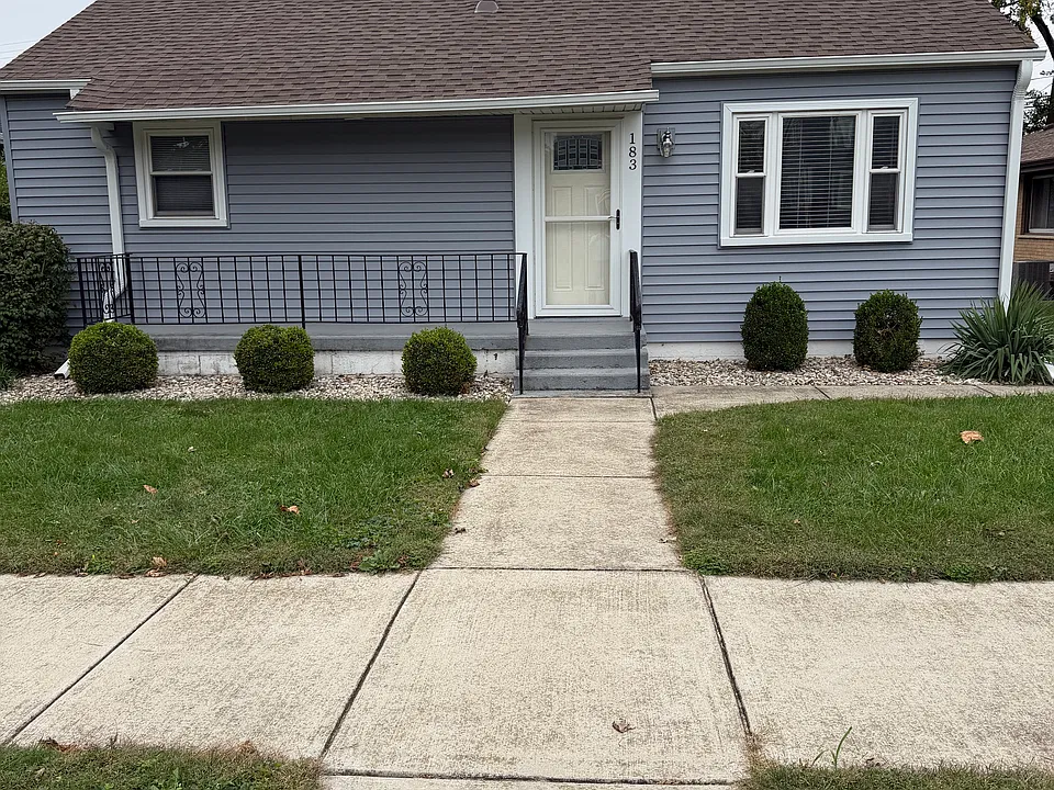 183 N Forest Ave