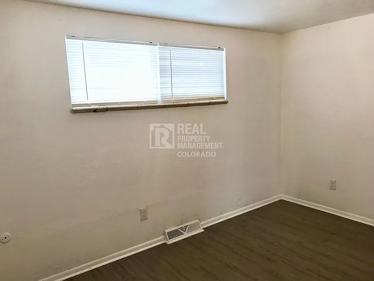 13626 E 13th Pl — Photo 11