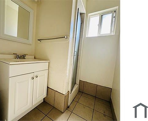 5th image of 4316 E Olive Ave #C