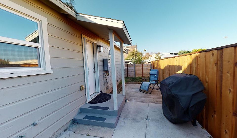 1st image of 4379 44th St