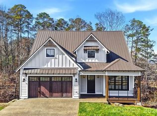 202 Westridge Farm Rd, Asheville, NC 28804