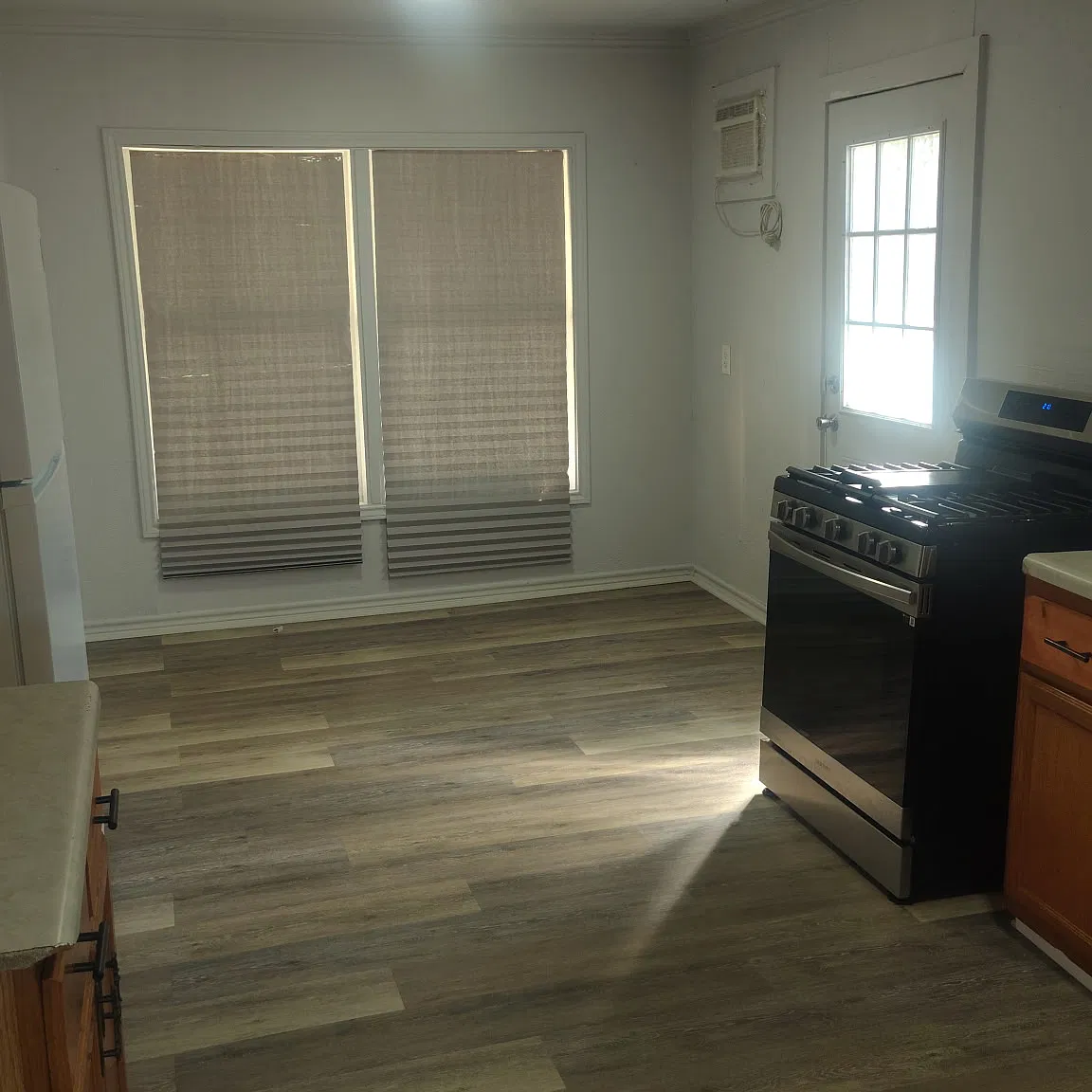 2 bed, 816 sqft, $975 — Photo 3