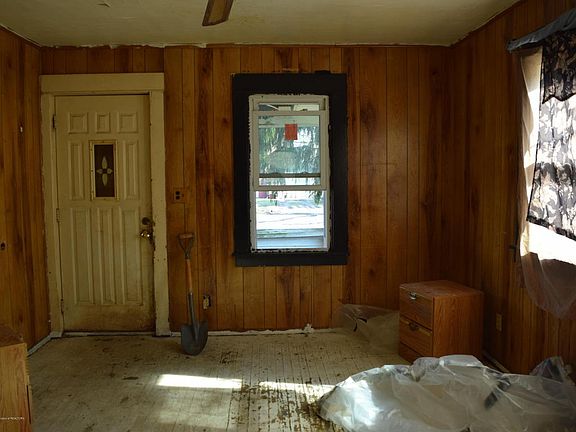 5th image of 6218 Marywood Ave