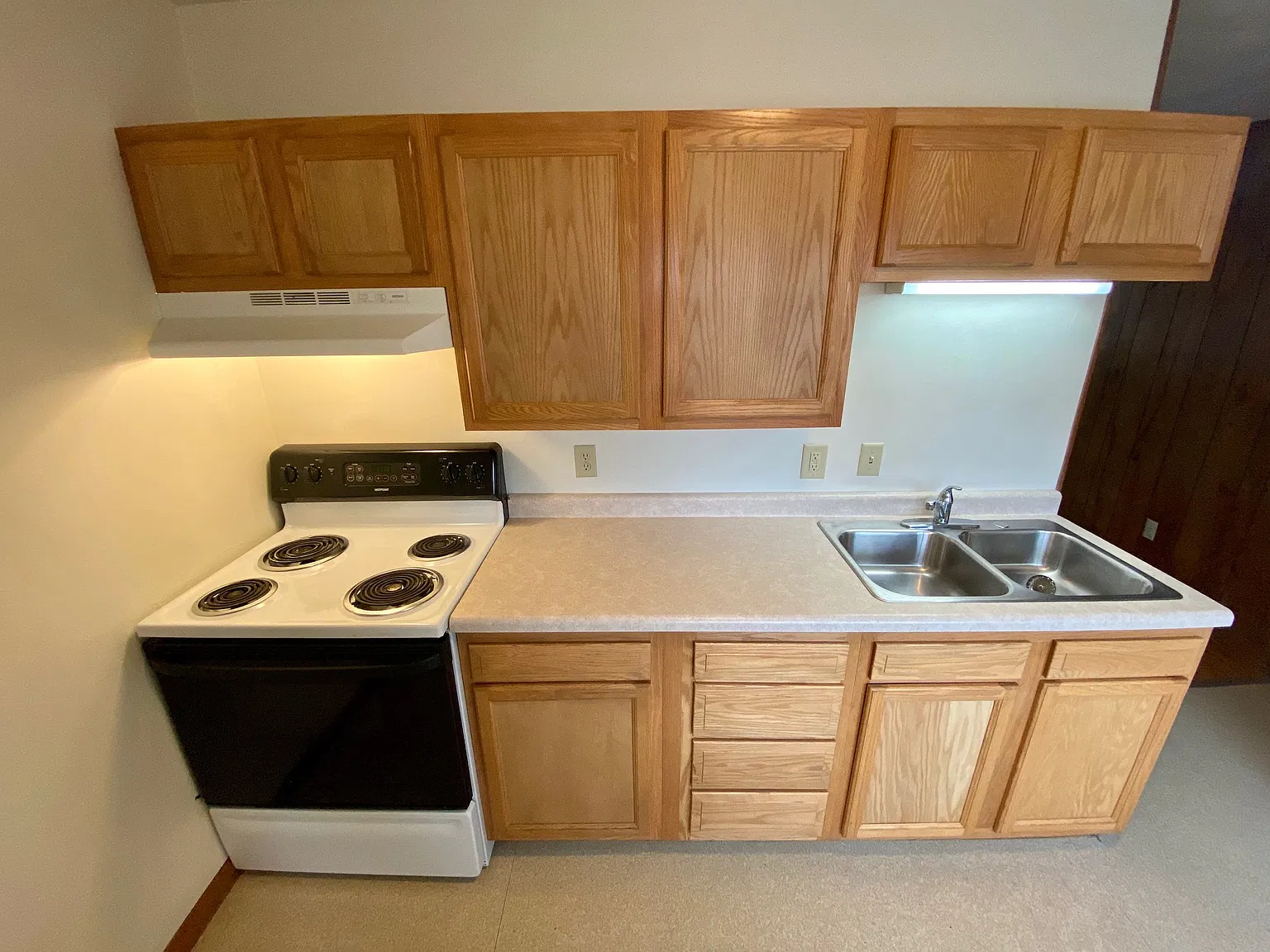 2 bed, $875 — Photo 2