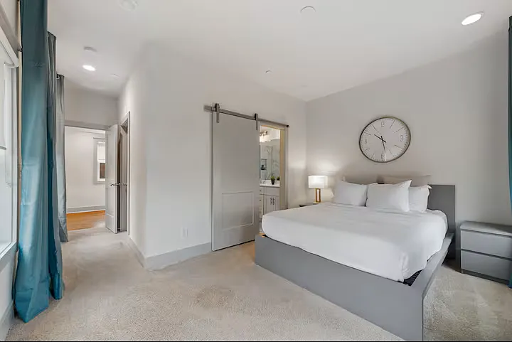 663 Boulevard NE — Photo 11