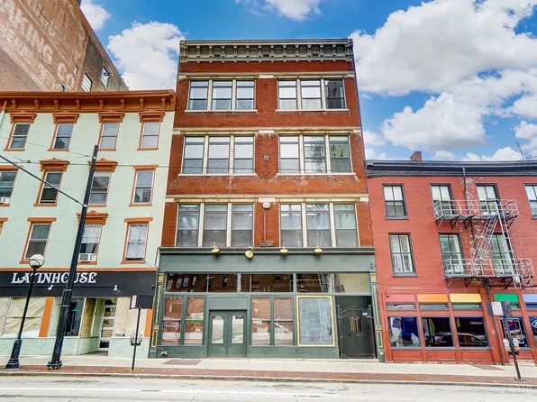 825 Main St APT 2, Cincinnati, OH 45202